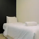Modern And Full Parquette Studio Springlake Summarecon Bekasi Apartment By Travelio
